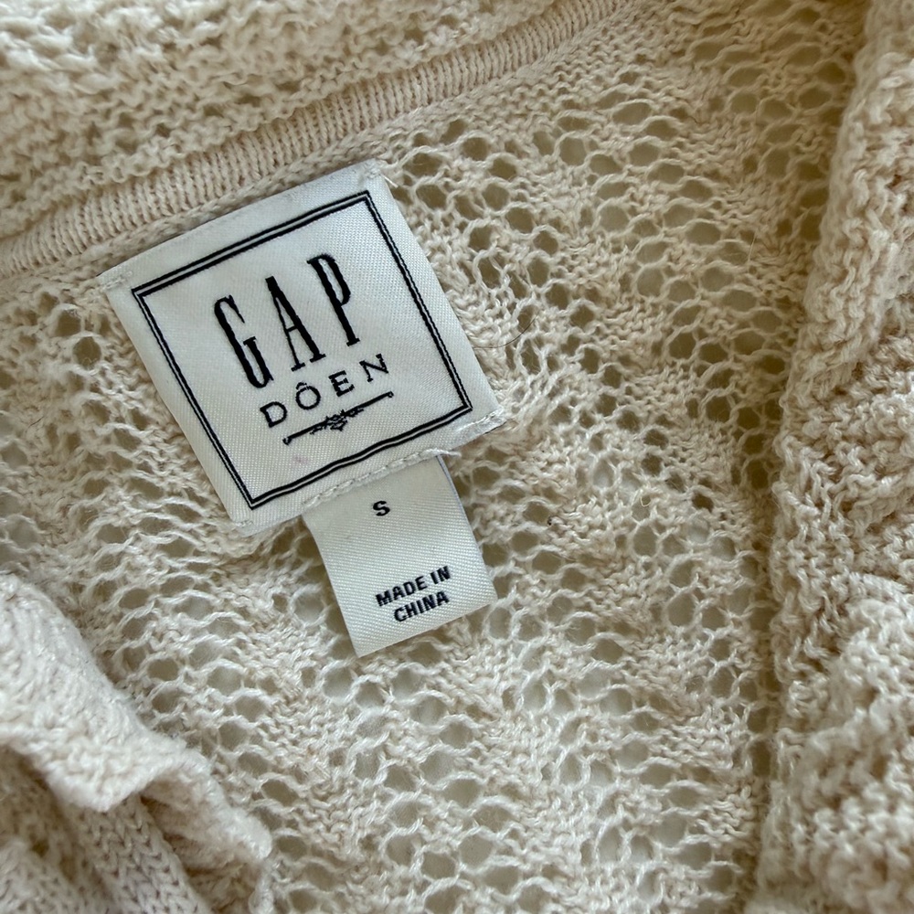 GAP x Down open -Knit Cream Sweater limited edition size M